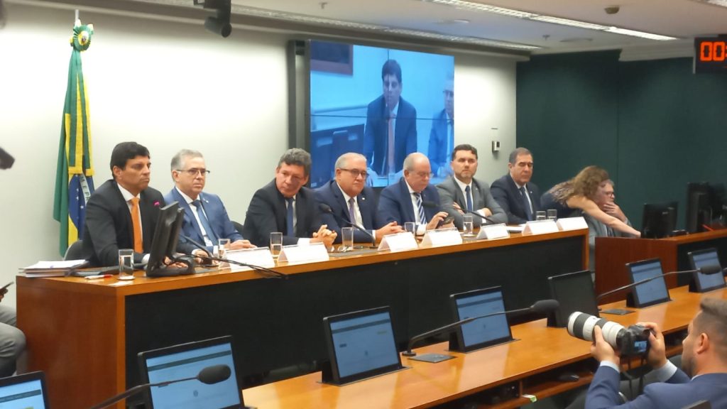 Grupo de Regulamentação da Reforma Tributária realiza primeira reunião